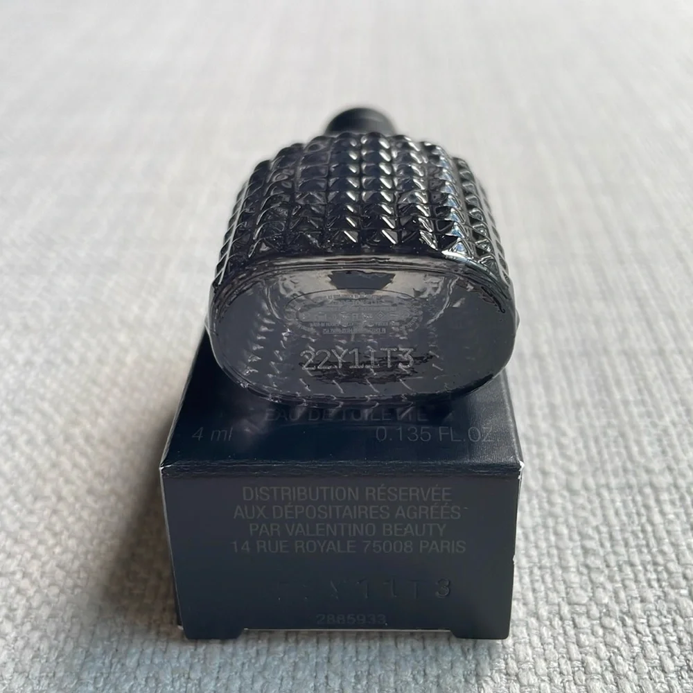 VALENTINO UOMO Born in Roma miniature fragrance